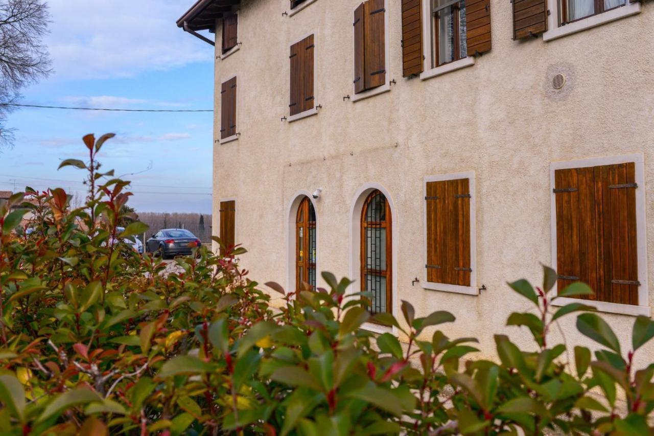 Loft Free Parking Agli Ulivi Moderno E Spazioso Peschiera del Garda Exterior foto