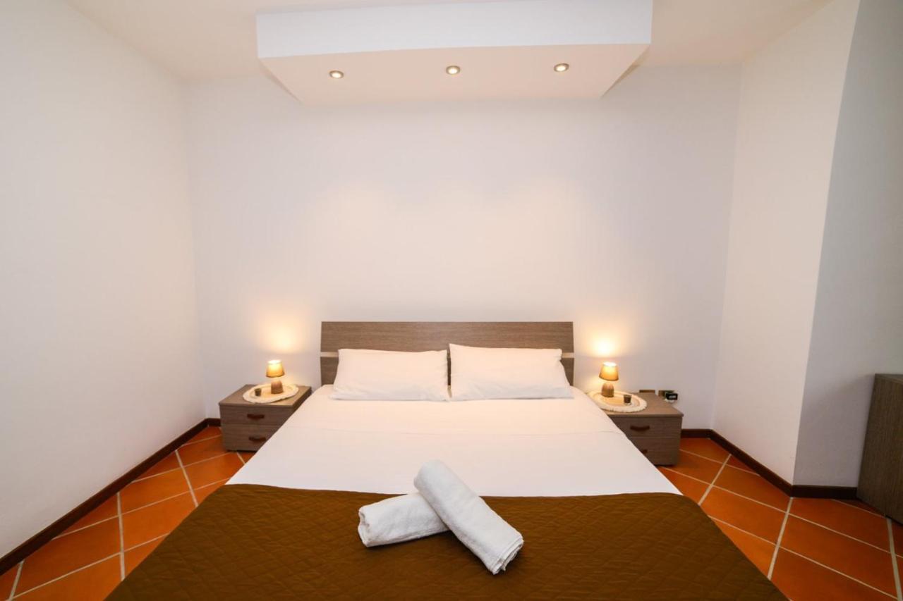 Loft Free Parking Agli Ulivi Moderno E Spazioso Peschiera del Garda Exterior foto